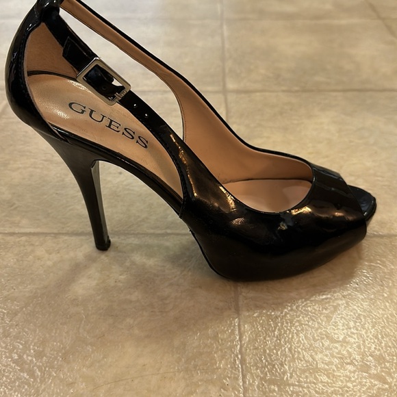 Guess black open toe platform pumps - Picture 3 of 12